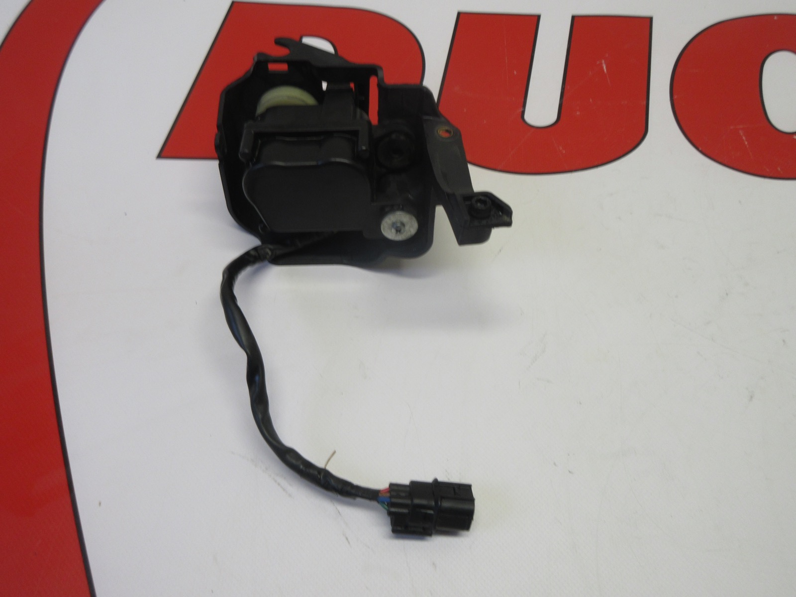 Ducati exhaust valve servo motor 59340393A & housing Multistrada 1200 2010 2014