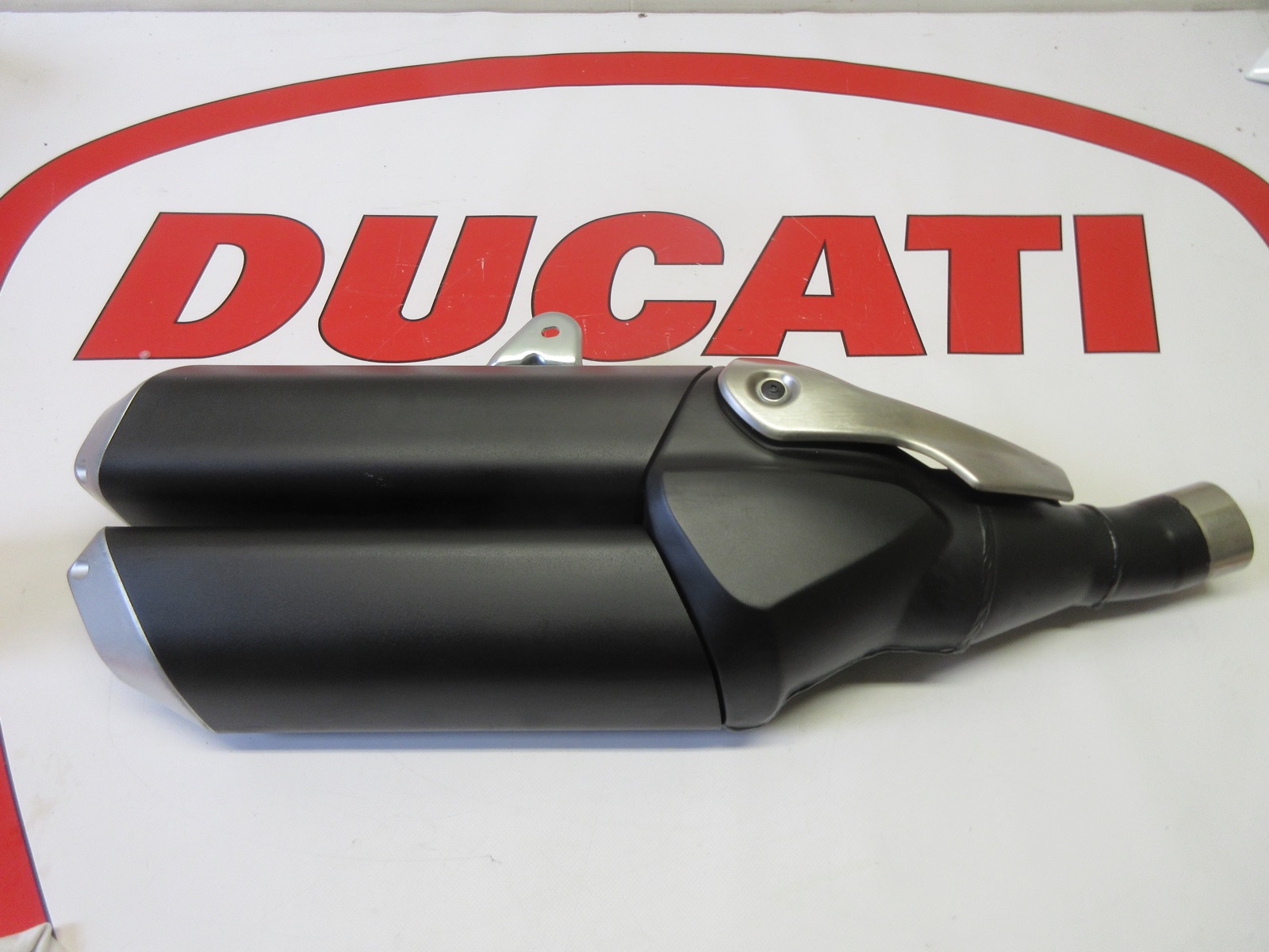 Ducati Silencer Exhaust Muffler Pipe Monster 1200 S 1200 R 57322242BA 2016 2019