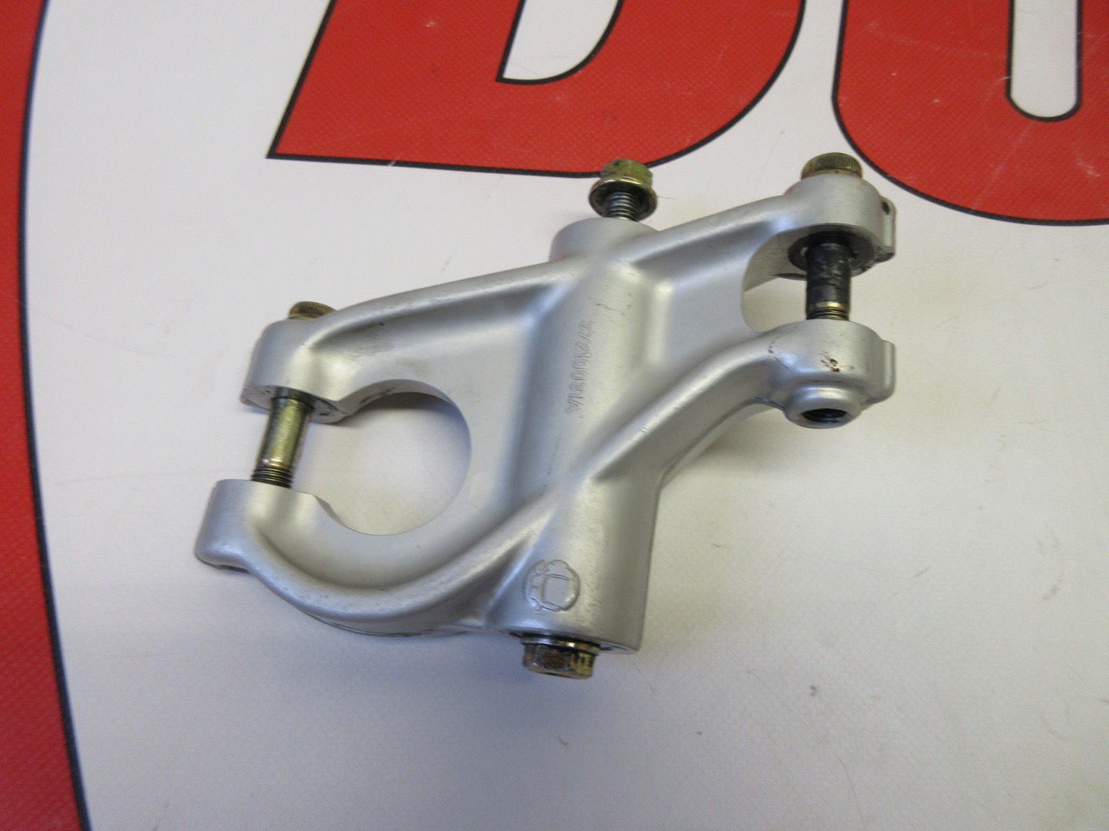 Ducati 748 916 996 998 Monster rear shock linkage rocker 37210032A 37220041A