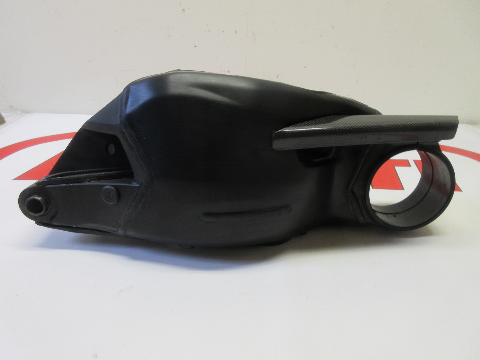 Ducati swingarm Black Superbike 848 1098 1198 1098R & chain sliders 37020761DB