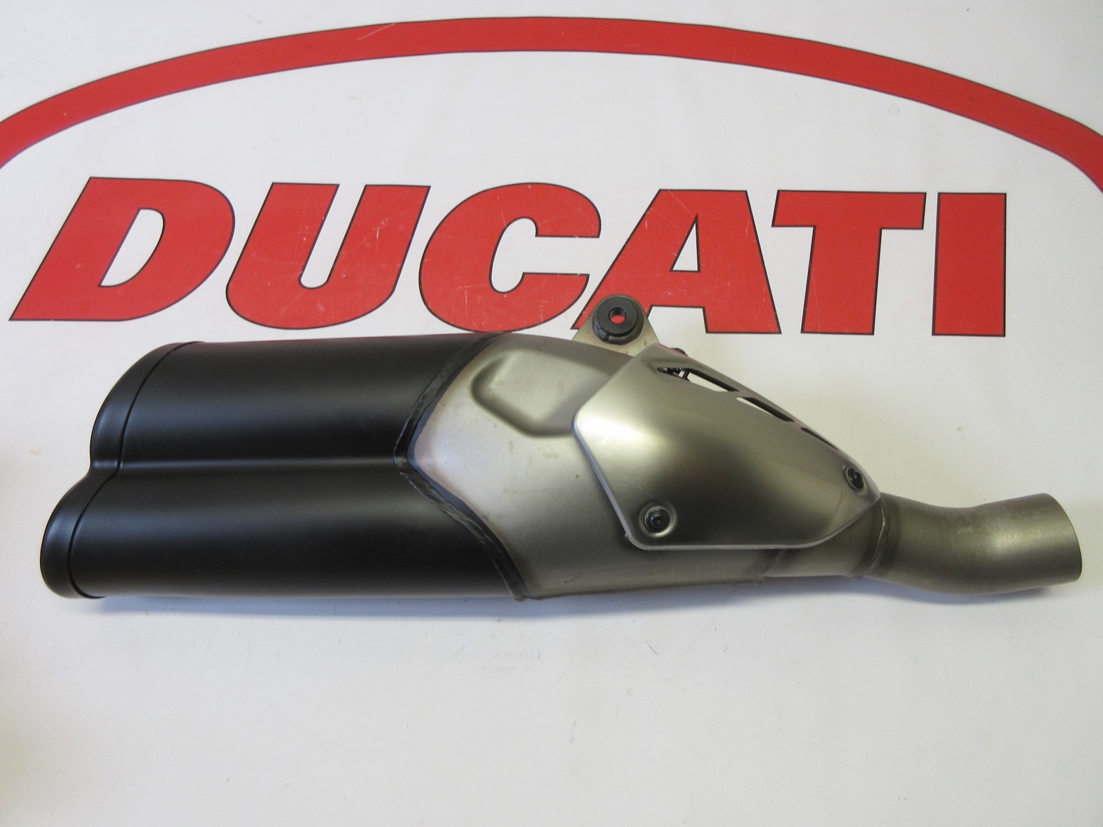 Ducati Monster 821 original standard exhaust silencer 2015 2017 57322212A NEW