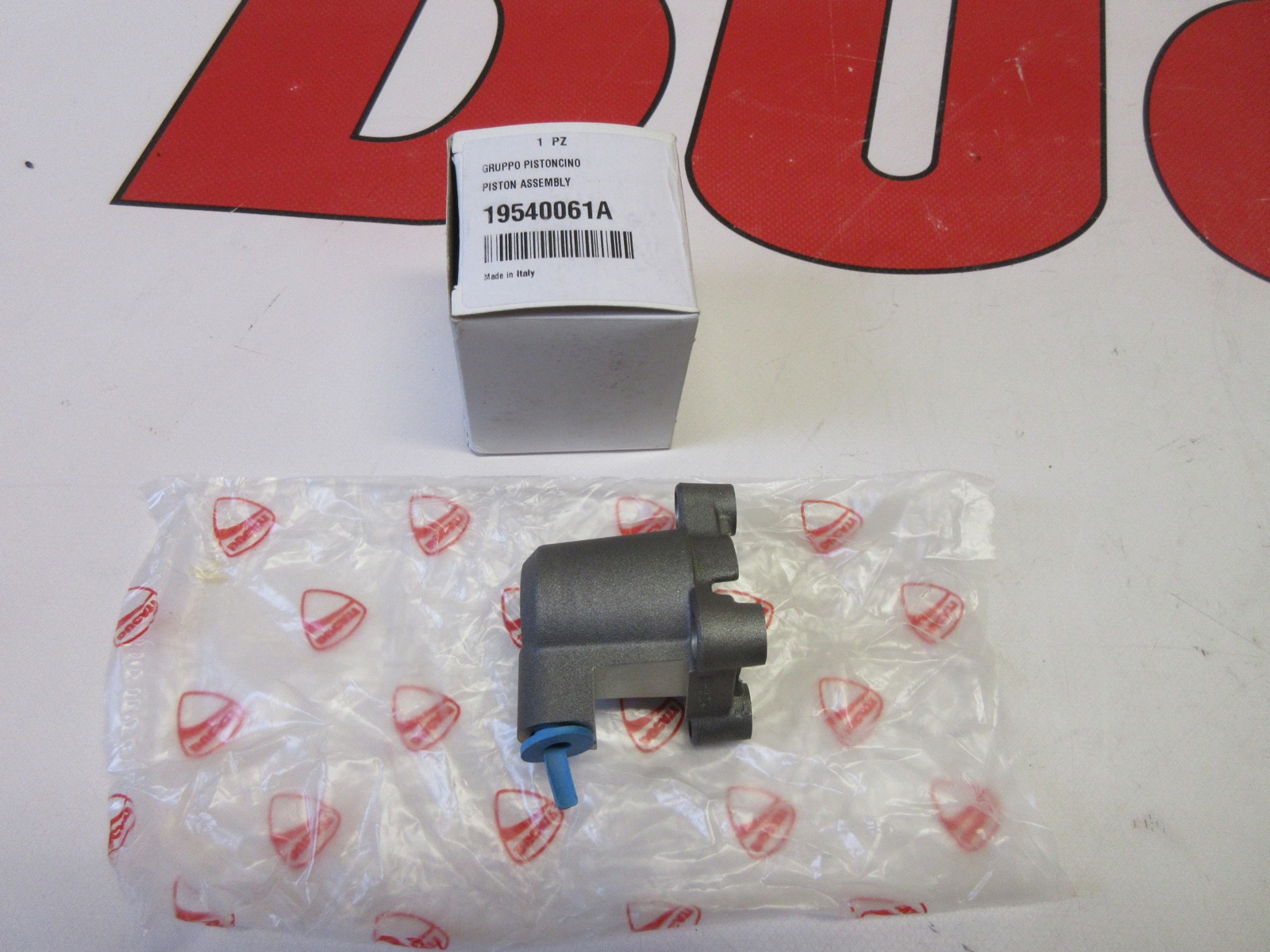 Ducati clutch slave cylinder slave assembly Panigale 899 959 1199 1299 19540061A
