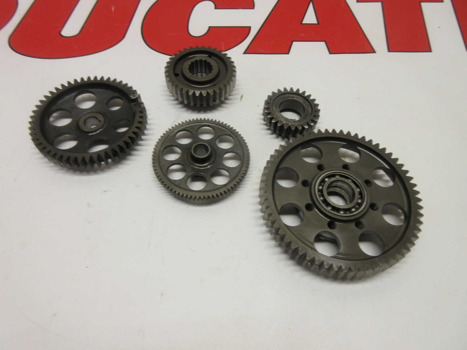 Ducati engine idle - timing - clutch - primary gear 1098 1198 170Z0041A gears