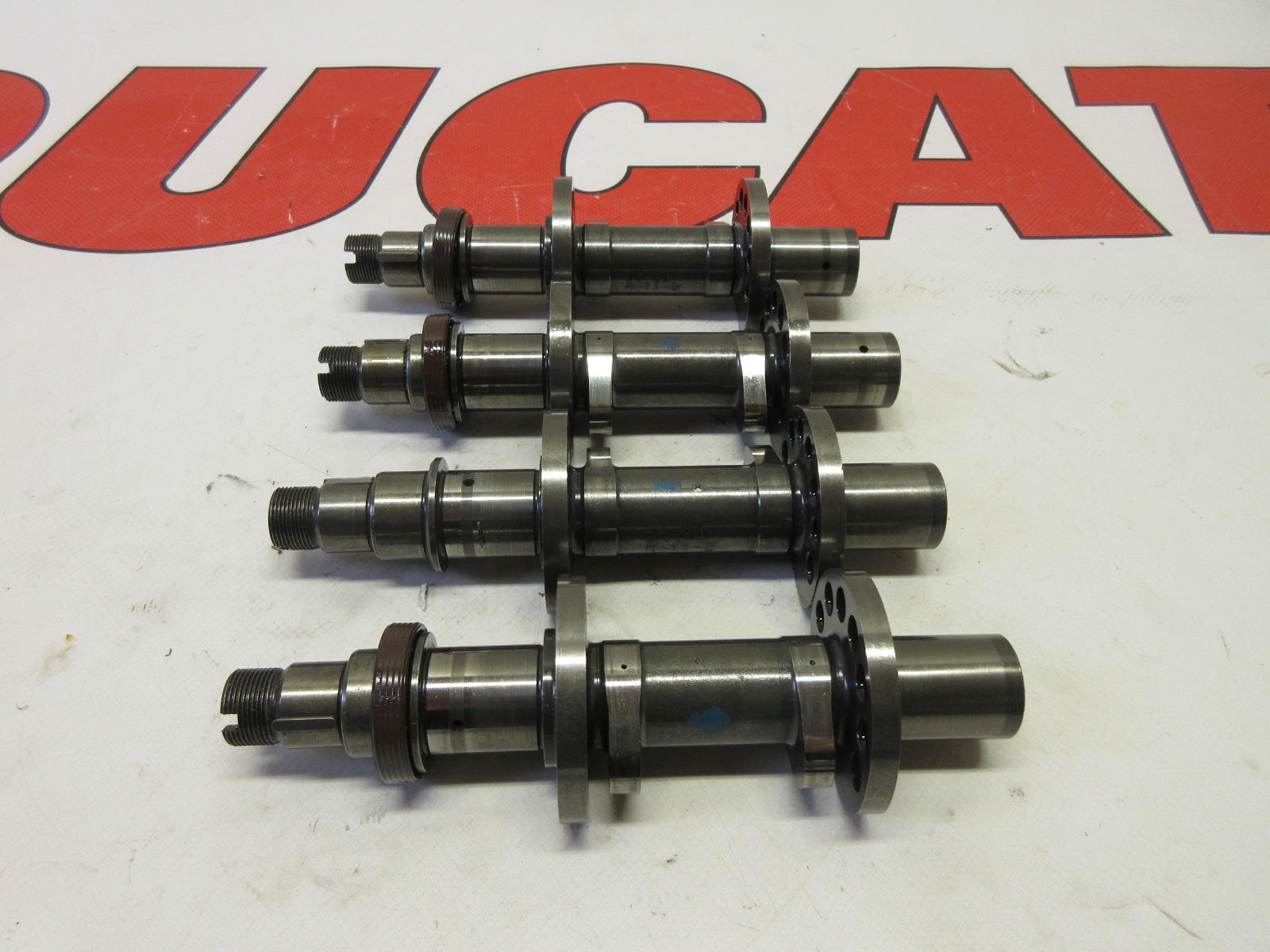 Ducati camshaft set cams in / out 998 999 superbikes 14820951B