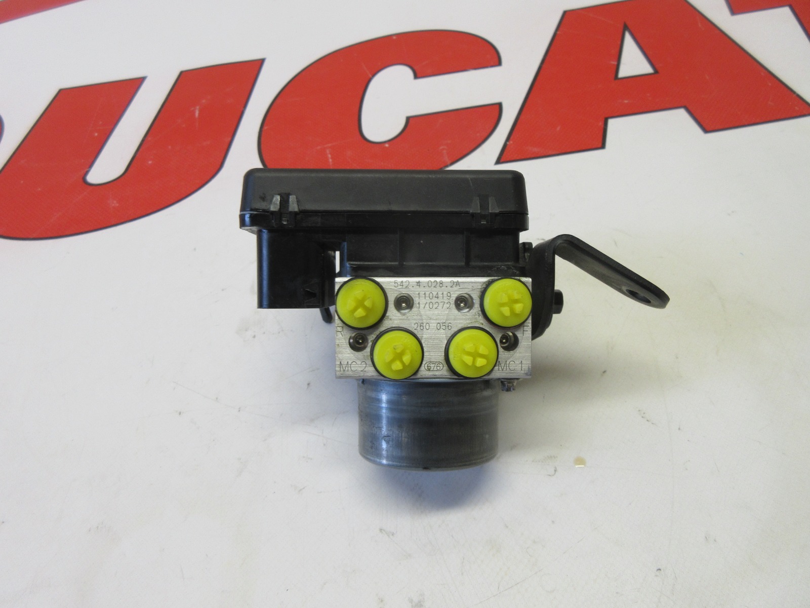 Ducati ABS control unit / pump Diavel 1200 54240295A