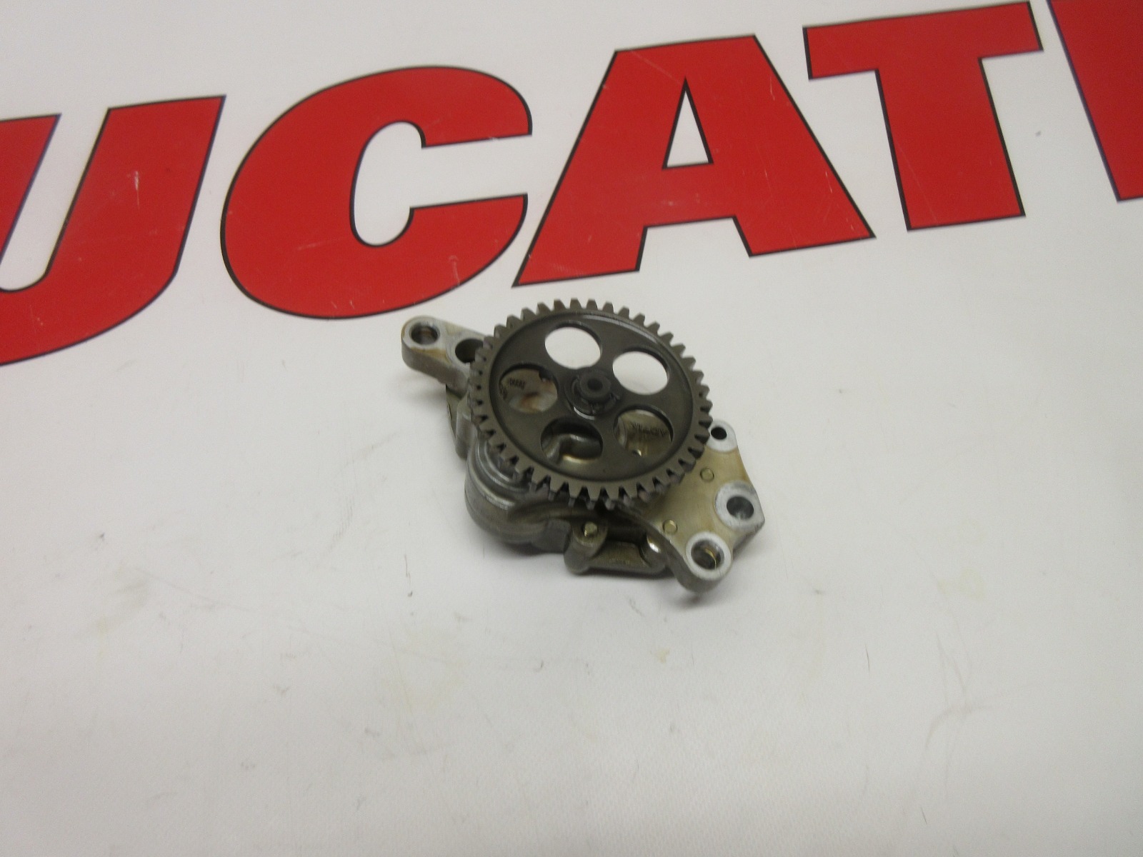 Ducati engine oil pump 1098 1198 17420381A
