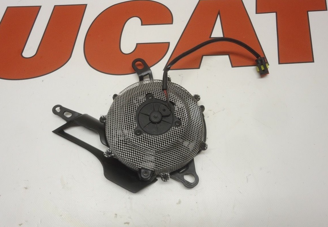 DUCATI RIGHT HAND ELECTRIC COOLING FAN DIAVEL 55040221A