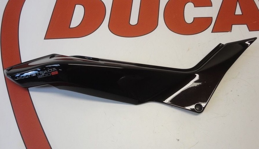 DUCATI RIGHT HAND FRAME SEAT COVER MULTISTRADA 1200S BLACK 48211621AQ