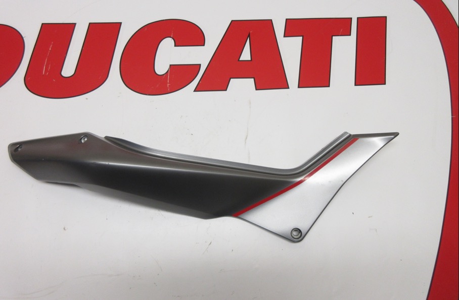 Ducati right gray frame seat cover Multistrada 1200S GT 48211621AF granturismo