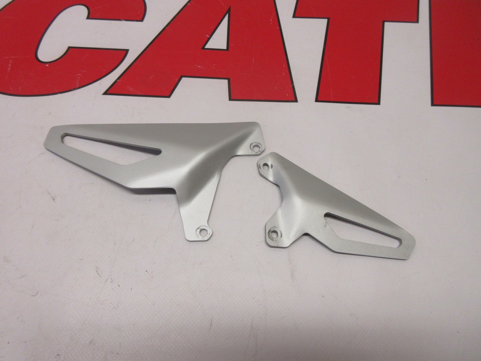 Ducati heel plates riders front left right Panigale V4 & Streetfighter V4