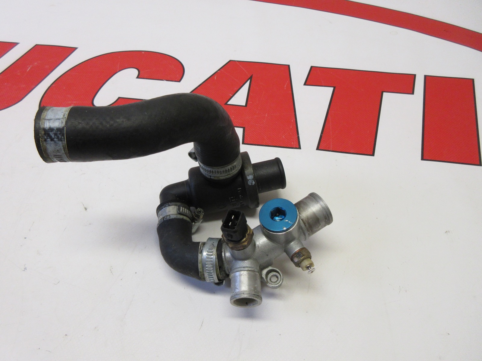 Ducati 998 998S water cooled union & thermistor thermostat