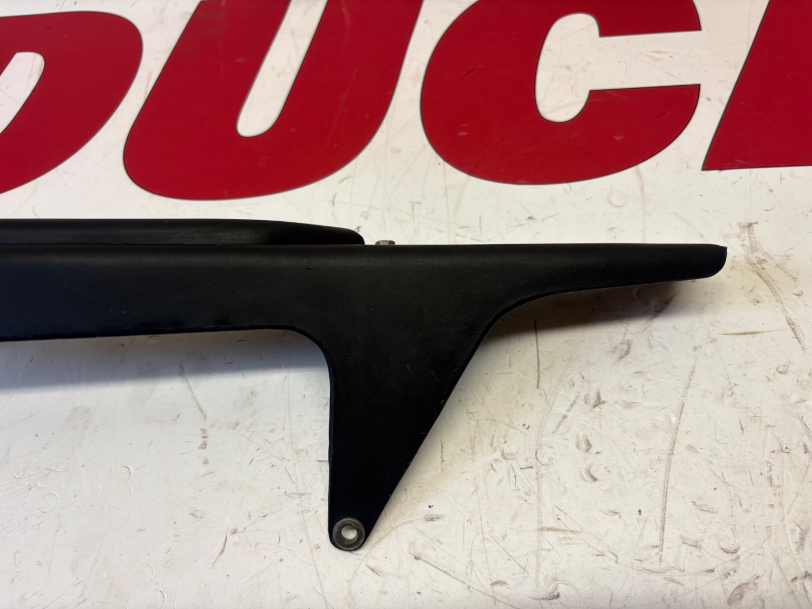 Ducati 748 916 996 998 chain guard cover Superbike models 44610021A