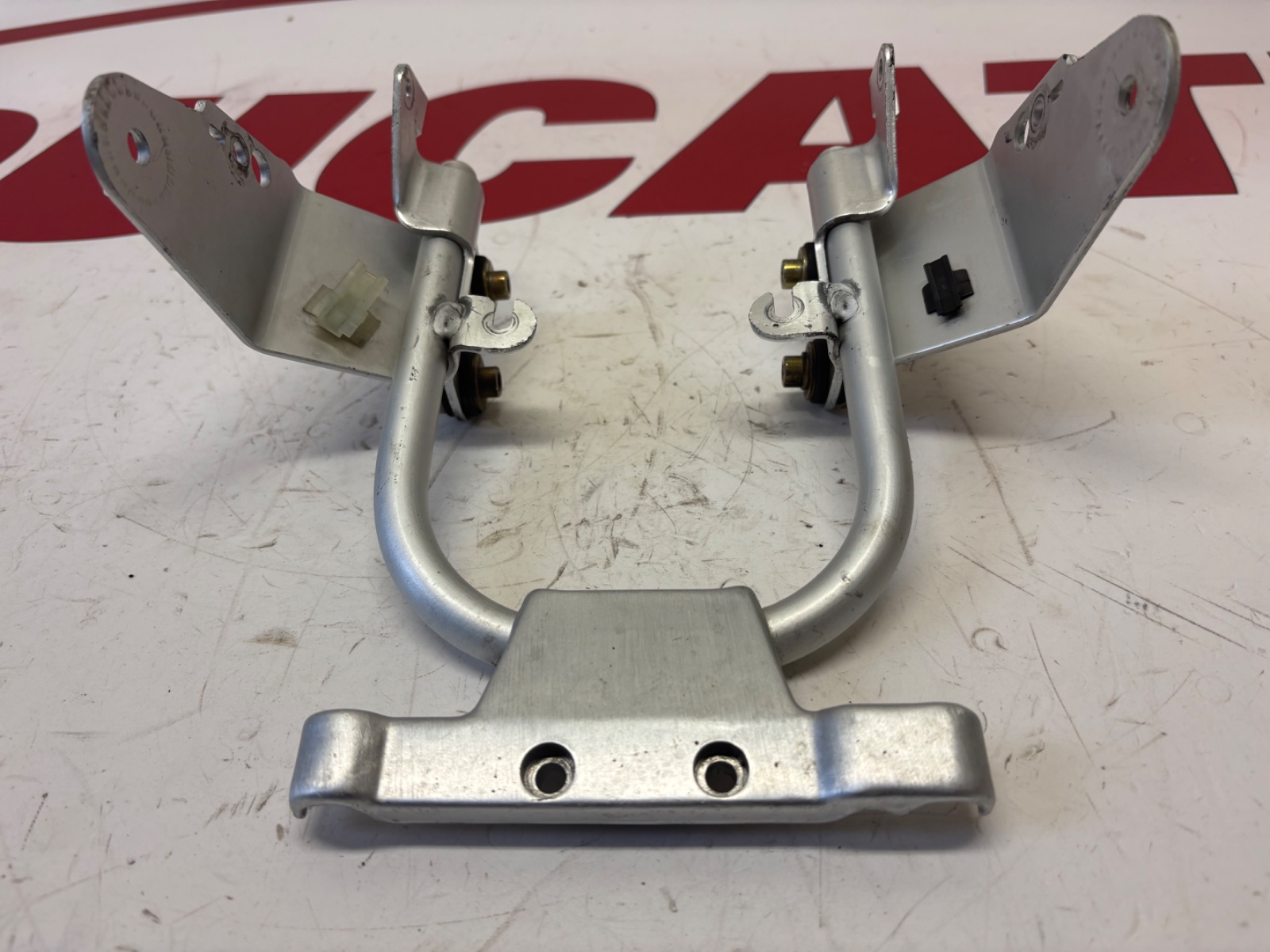 Ducati Monster 620 S2R 750 800 900 1000 S4R S4RS Headlight Bracket 82910991D