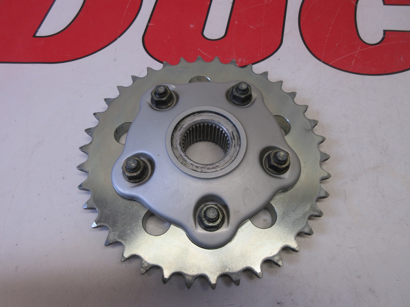 Ducati rear sprocket carrier & shock absorbers cush drives 38 tooth 748 996 998