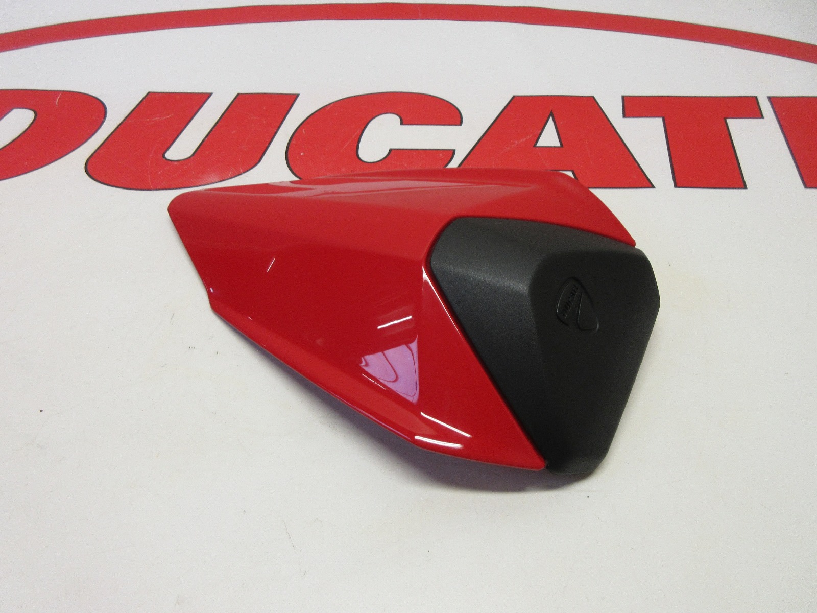 Ducati seat cover red Panigale 899 1199 247P4022AA
