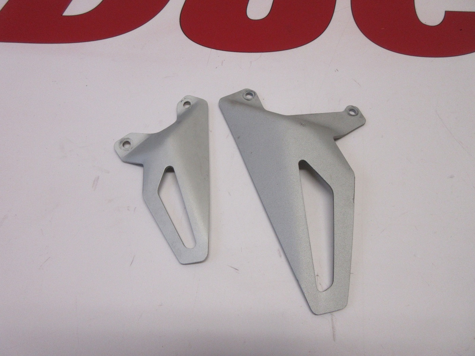 Ducati left & right heel plates riders front Panigale V4 & Streetfighter V4