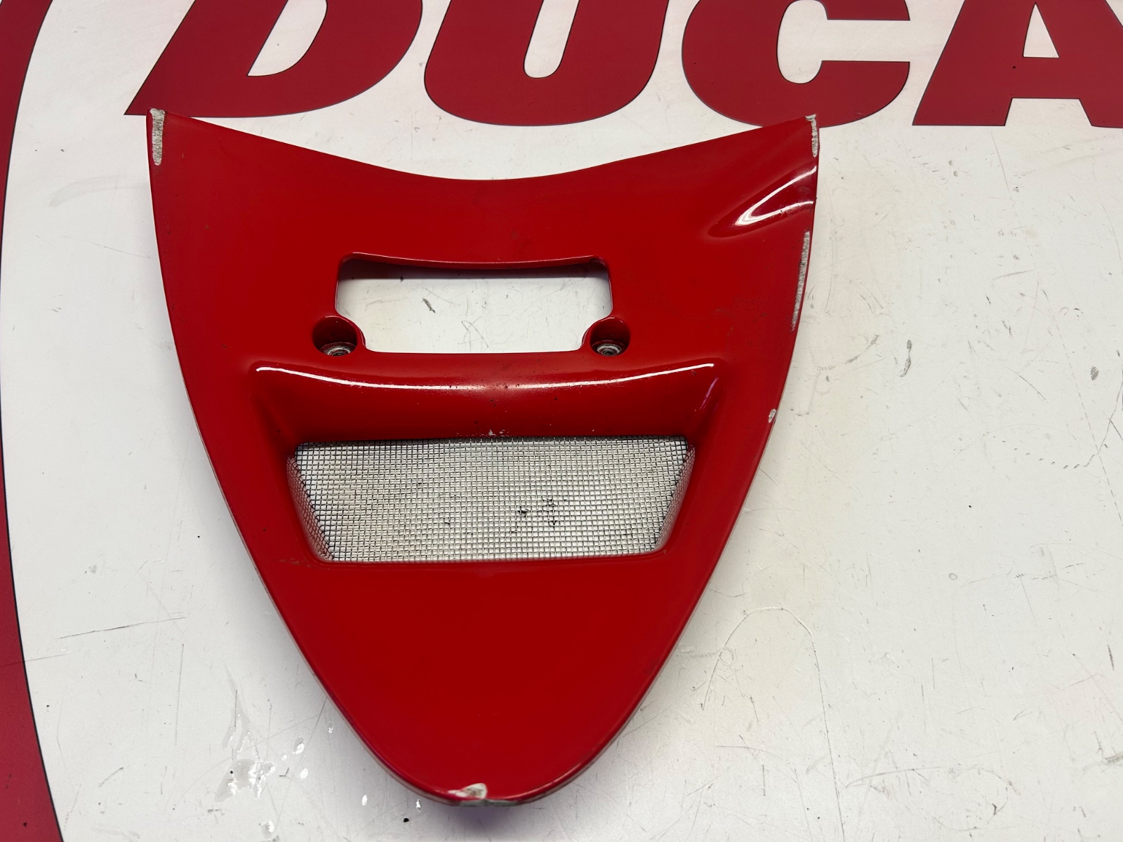 Ducati radiator V piece air manifold red superbike 748 916 996 48410192A