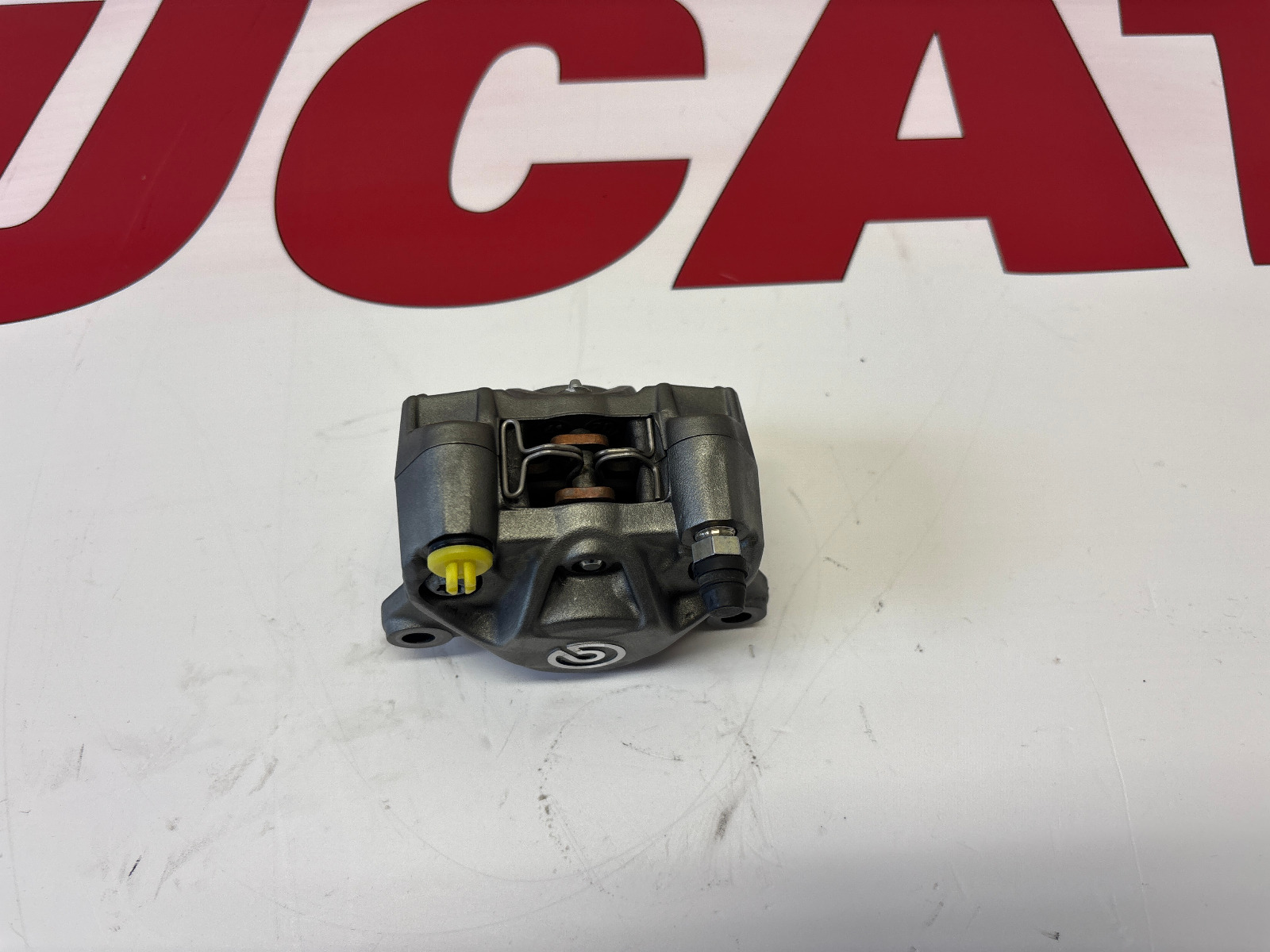 Ducati Brembo brake caliper Streetfighter / Panigale V4 S 61140471A