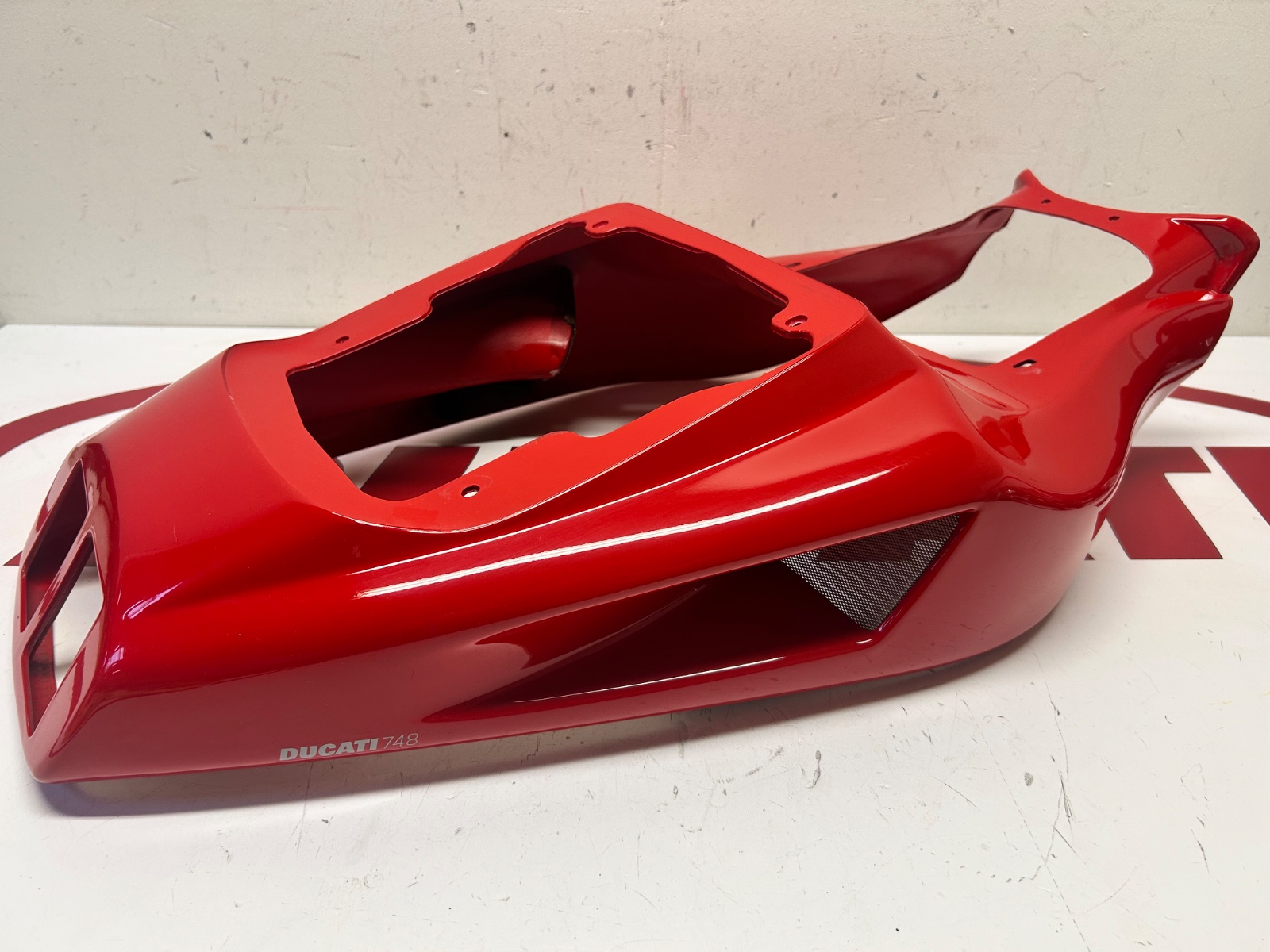 Ducati rear Biposto seat tail fairing red original 748 916 996 998 48320221CA