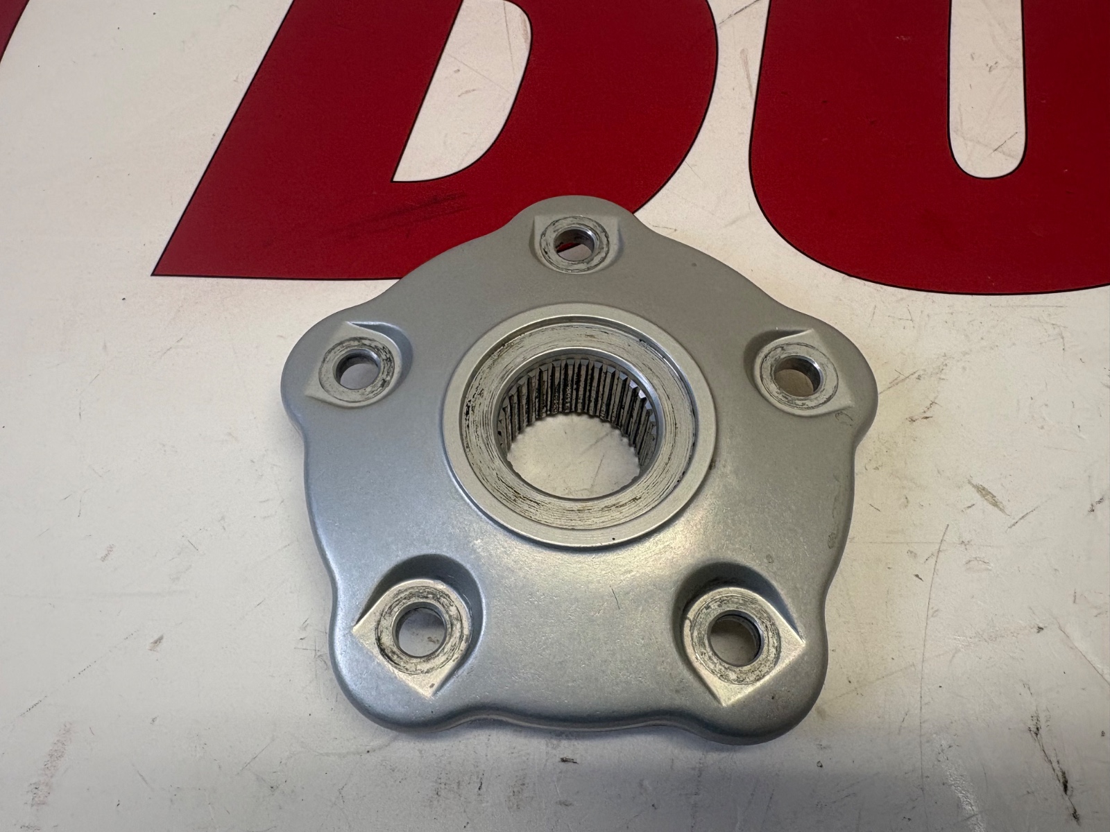 Ducati rear sprocket carrier holder 998 748 996 916 16010211A