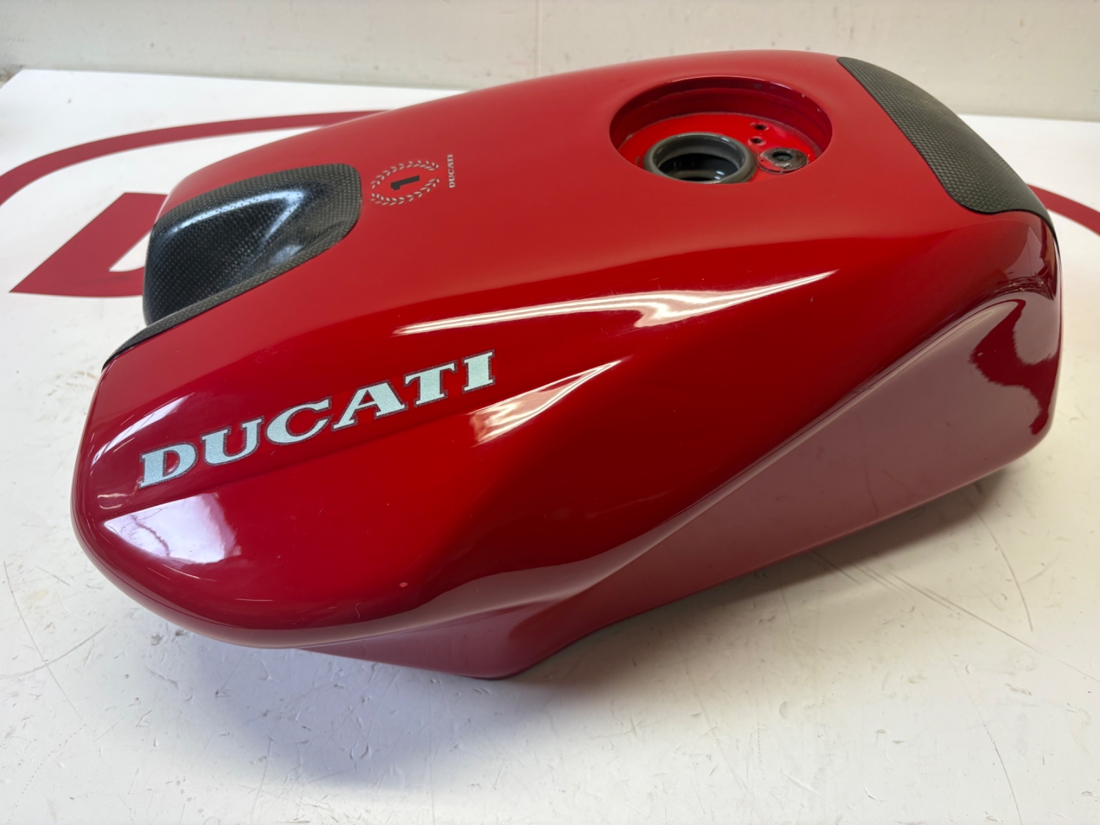 Ducati fuel petrol gas tank first models Red 748 916 996 998 58610252AA RARE!