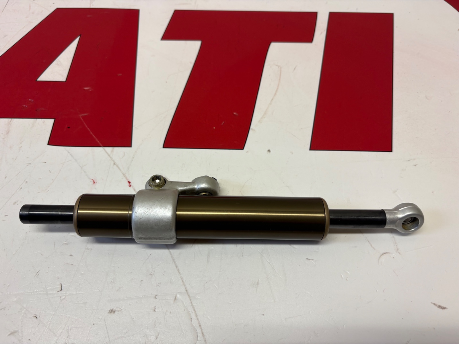 Ducati 748 916 996 998 Original Showa steering damper & clamp 36420031B