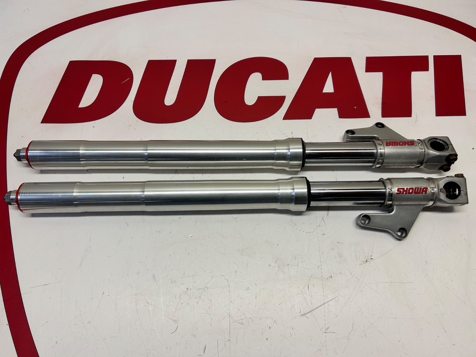 Ducati Front fork legs 65mm mounting 748 996 998 34021341A 34021331A