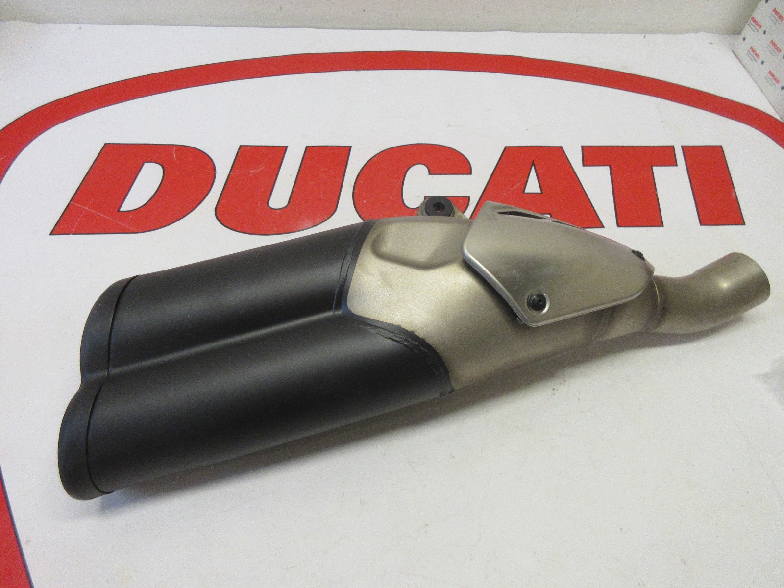 Ducati exhaust silencer Monster 821 new OEM 57322213AA 2014 - 2016