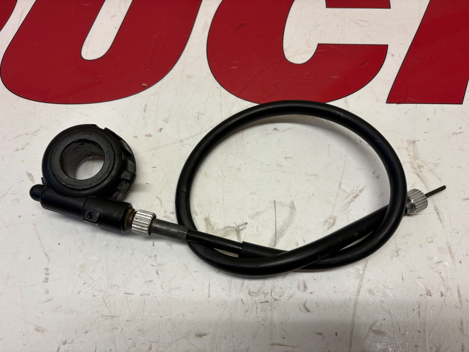 Ducati 748 916 996 998 speedo meter drive gear & cable 49810091A