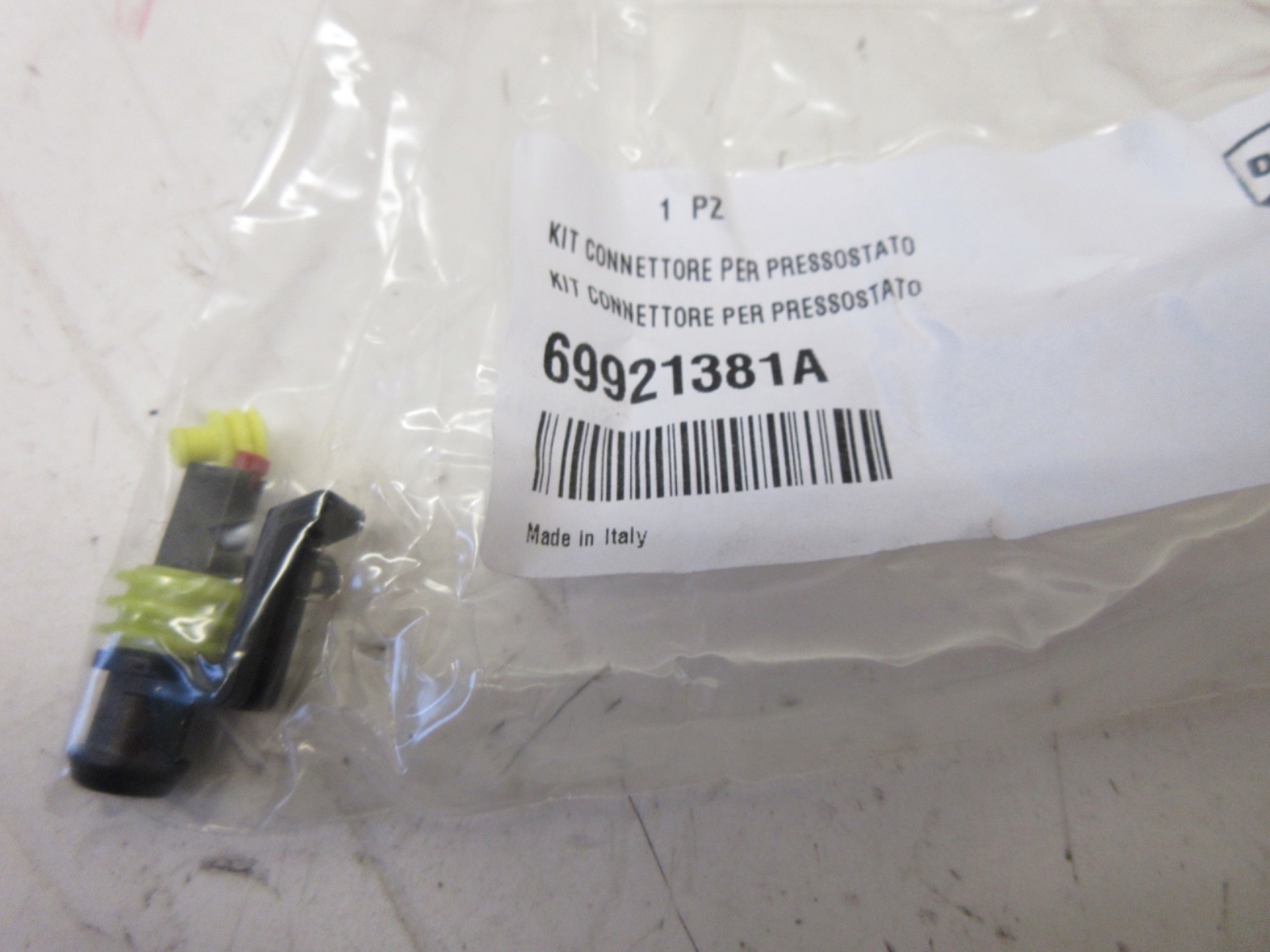 Ducati oil pressure switch Monster Supersport 600 750 900 851 888 748 69921511A