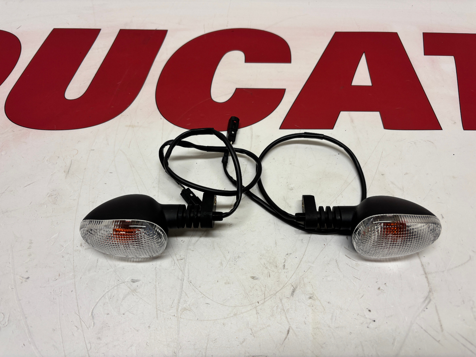 Ducati Left / right front / rear indicators Scrambler 53040165B 53040155B