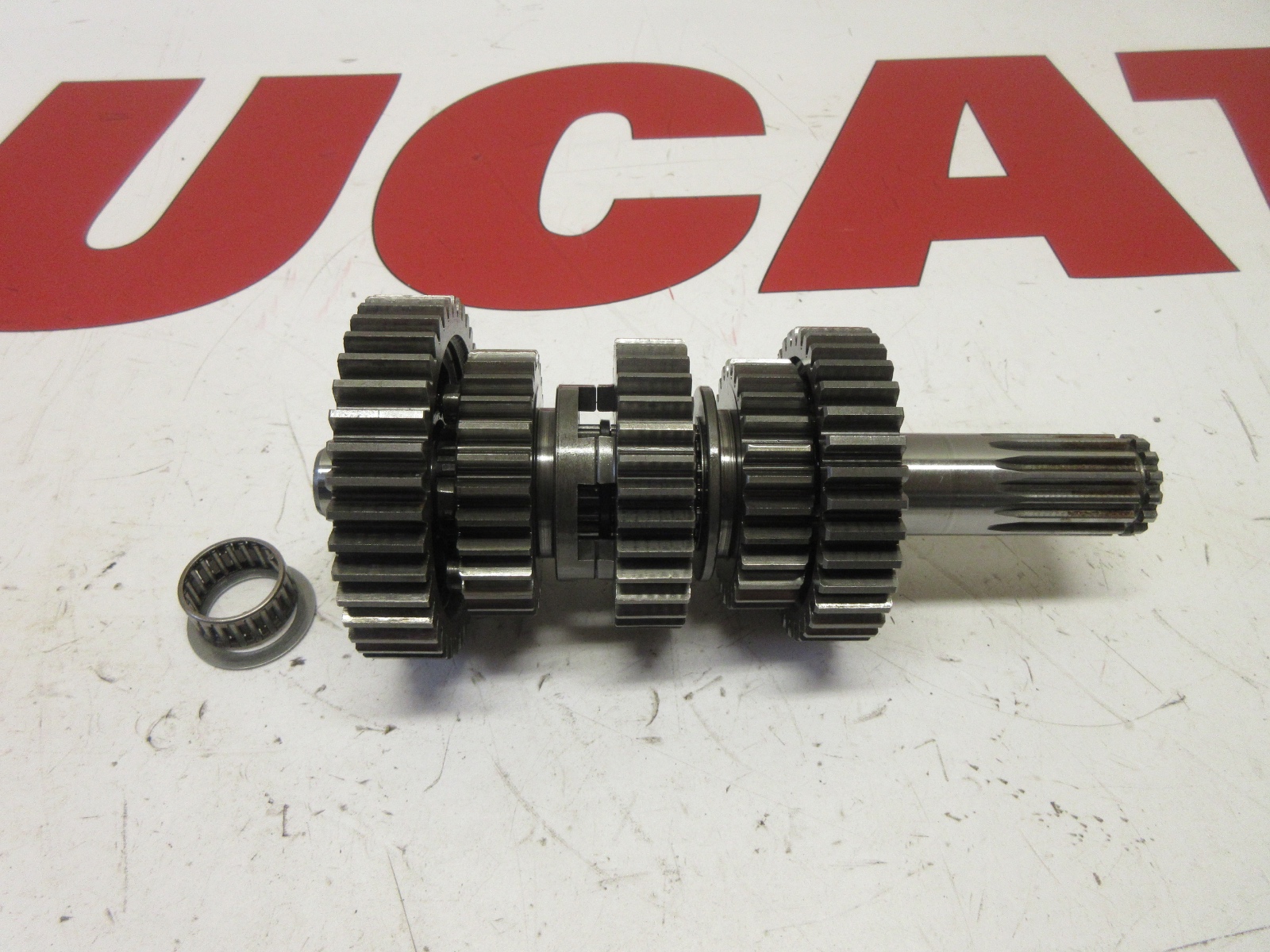 Ducati gearbox Layshaft Supersport Monster gear box 15020521A