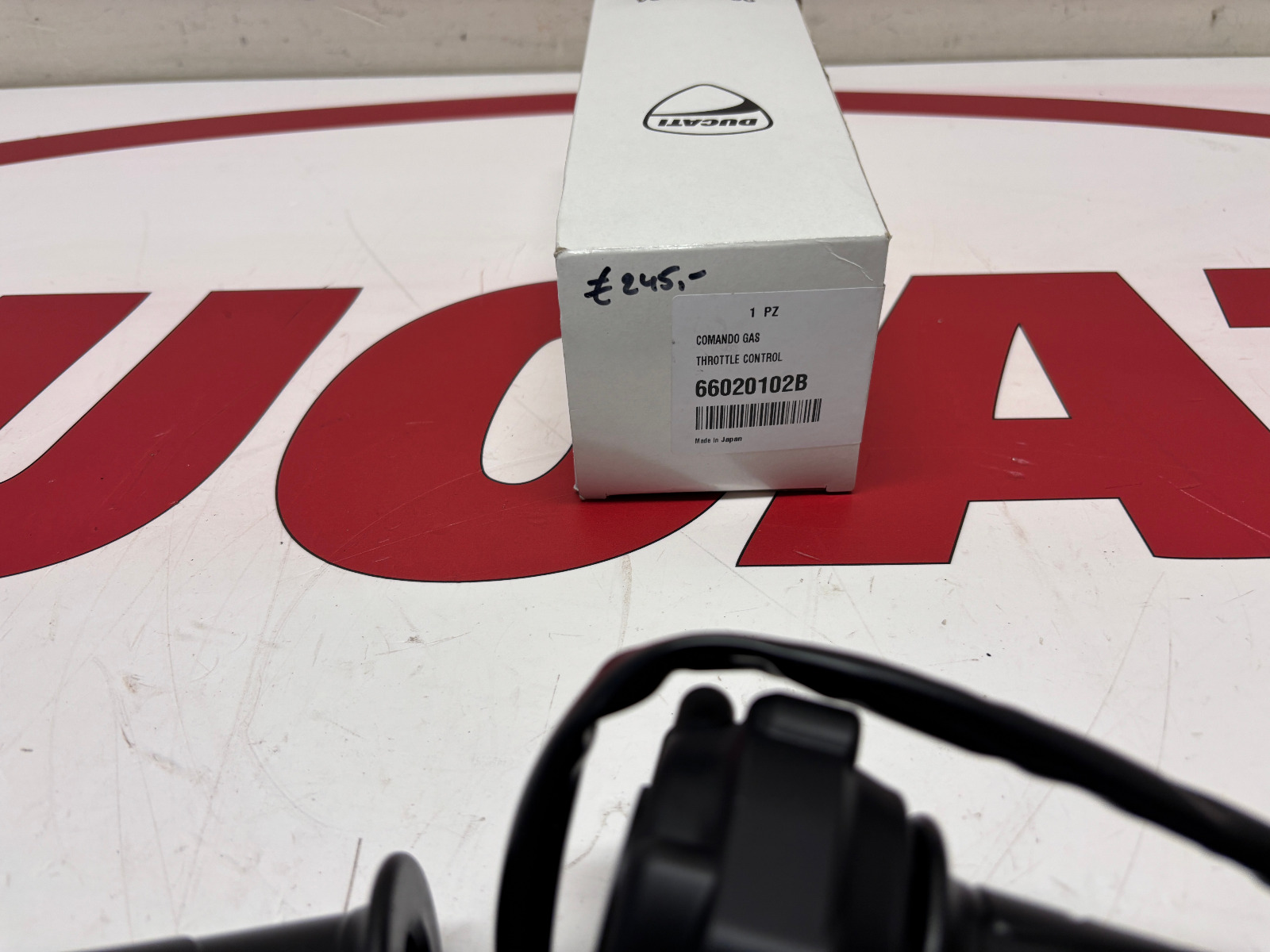 Ducati throttle control grip set Panigale V2 V4 STF 66020102B