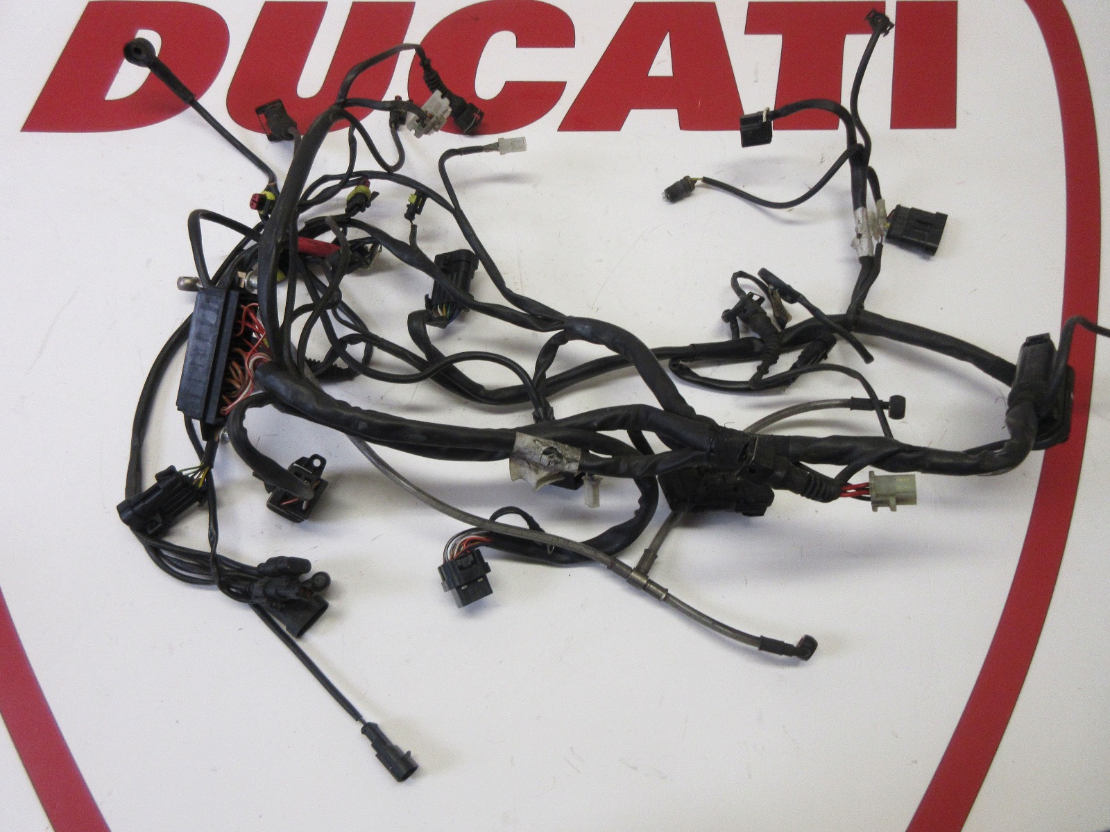 Ducati wiring harness loom Supersport 750 900 2001 2002 ie models 51011671A