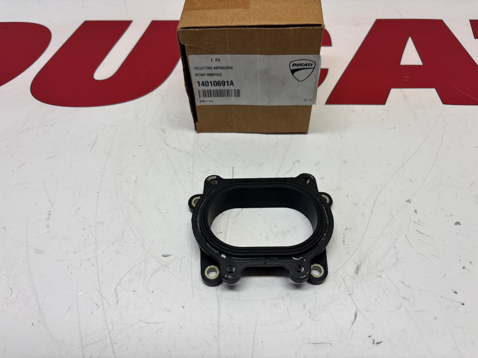 Ducati intake manifold Panigale 959 1199 1299 14010691A