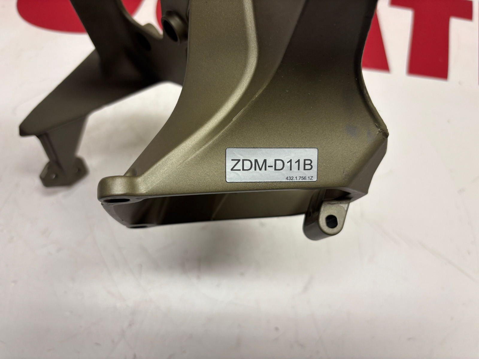 Ducati headlight bracket Panigale 1299 Magnesium ORIGINAL 8291E183AA