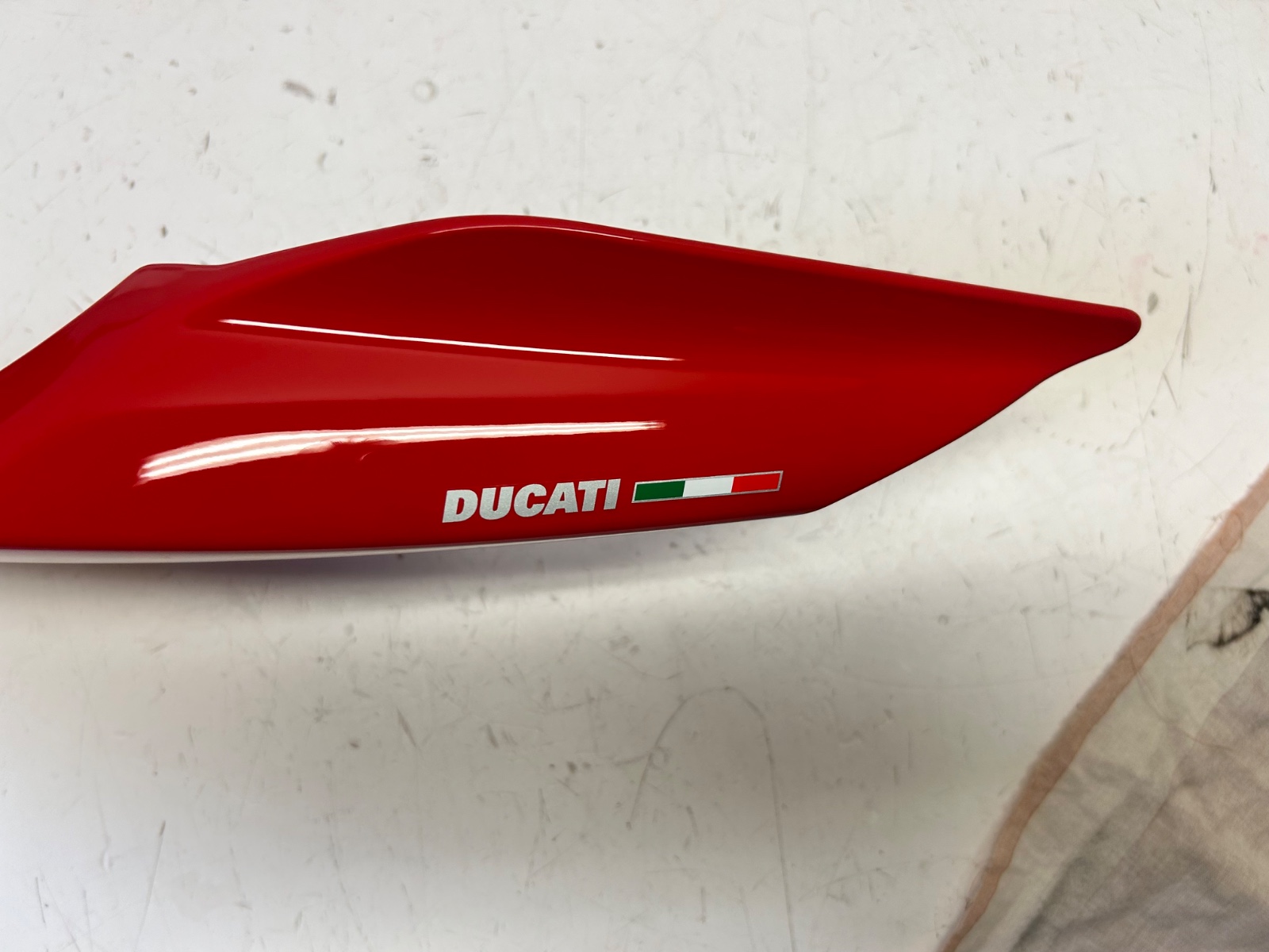 Ducati Left side seat fairing Red Panigale Streetfighter V4 V4S 482P2461AA