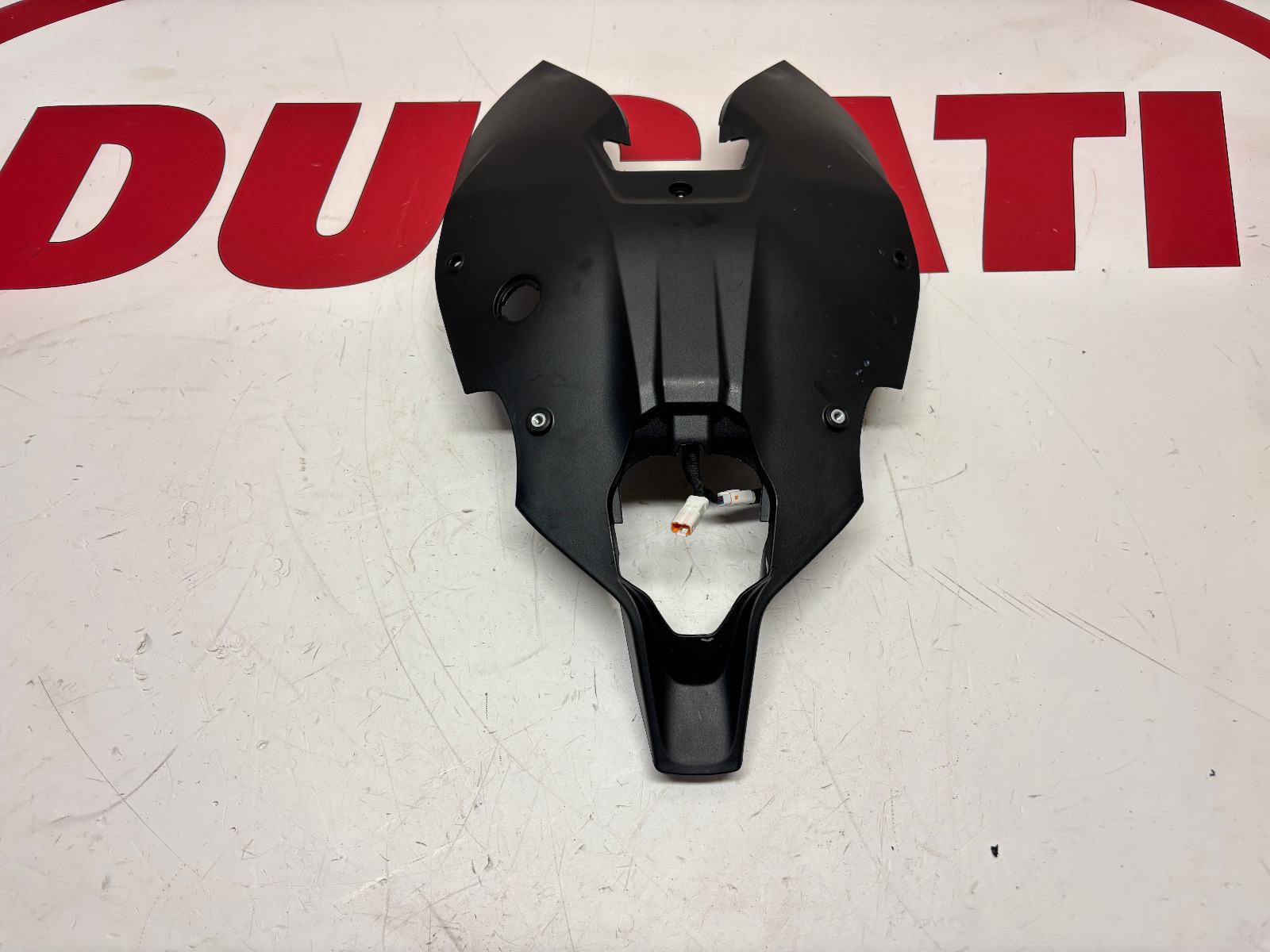 Ducati lower seat tail cover under tray Streetfighter V2 Panigale V2 48212654AA