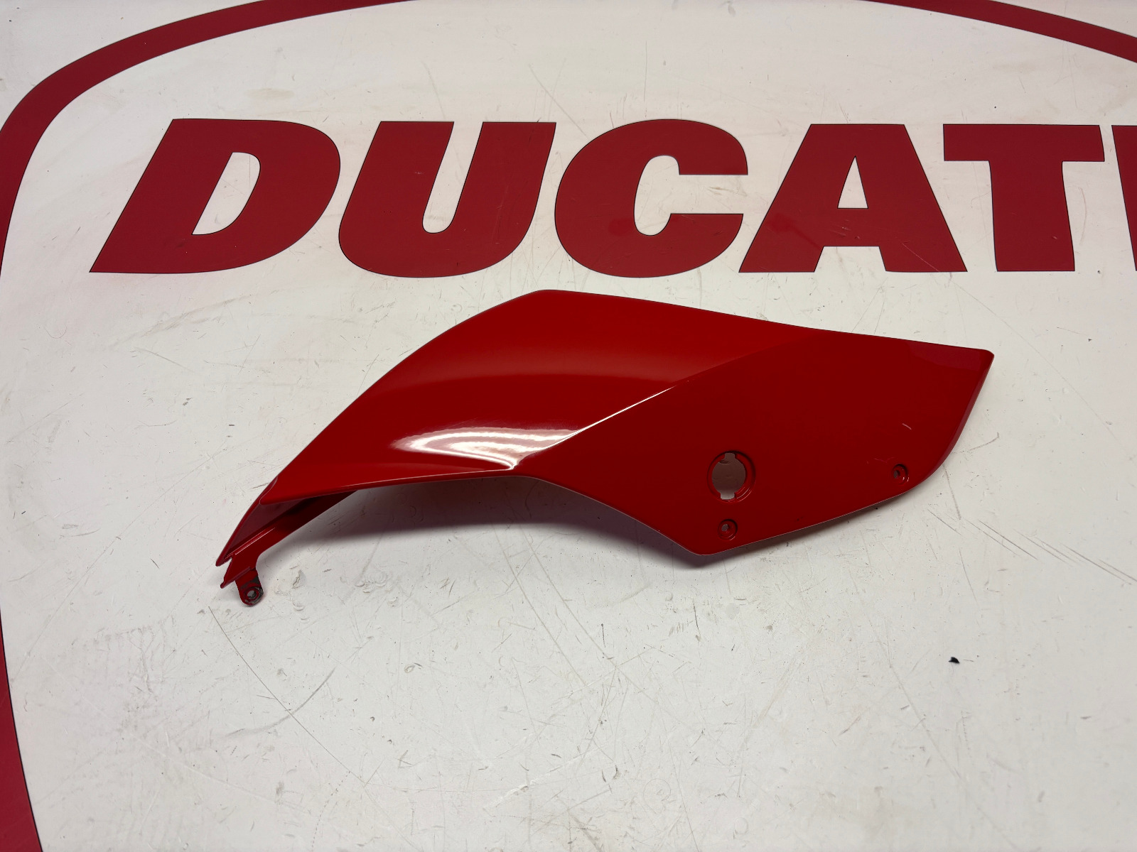 Ducati right seat fairing panel cover red 899 1199 48211671AA
