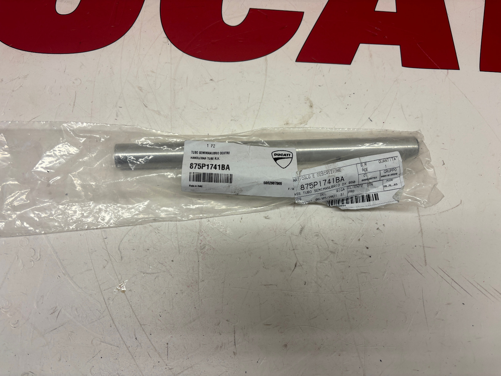 Ducati right hand handlebar tube clip on Panigale 899 959 1199 1299 875P1741BA