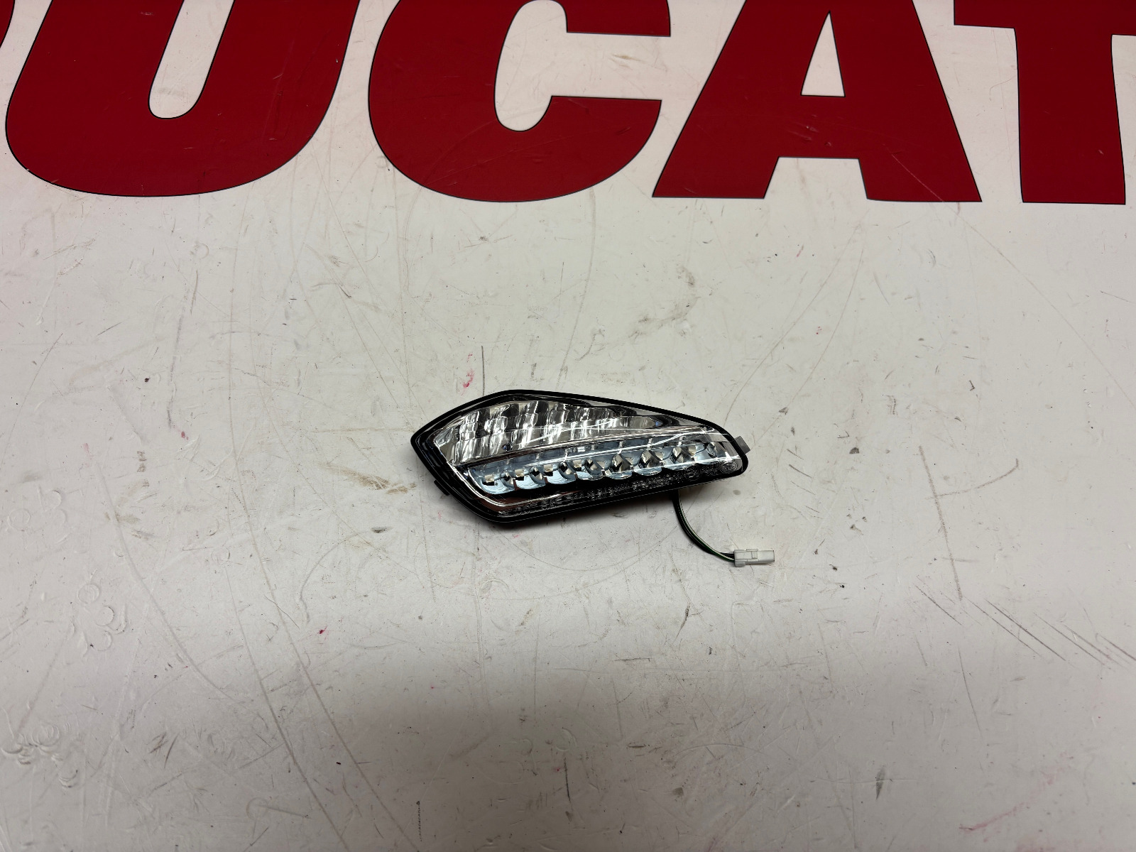 Ducati right front indicator Panigale 899 1199 959 1199 1299 53040131B