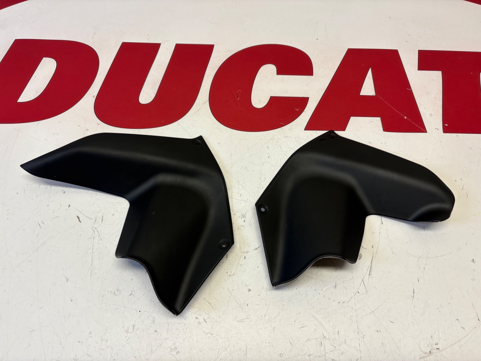 Ducati Multistrada 1200 S lower left & right air deflector 48410851A 48410861A
