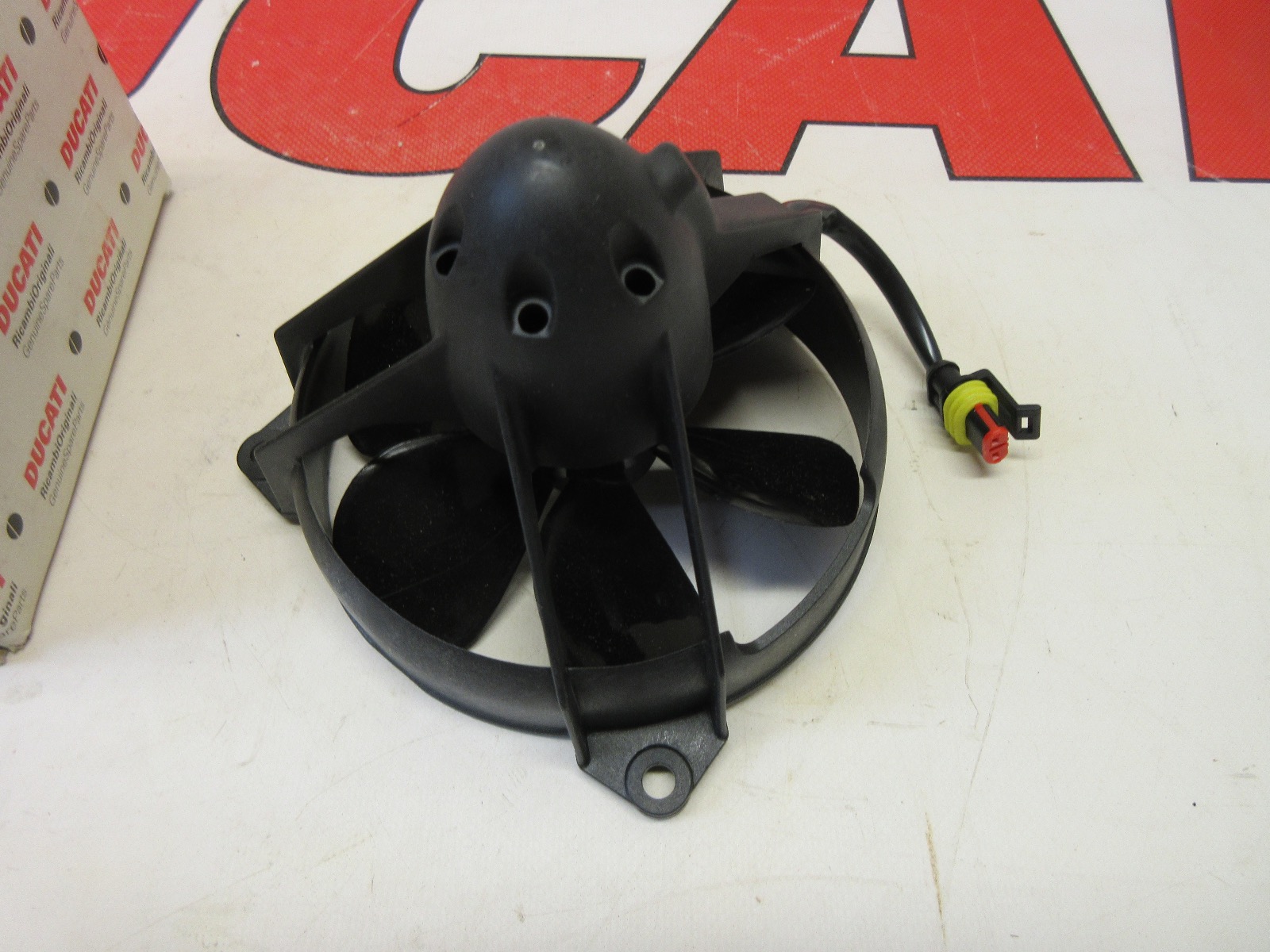 Ducati radiator water cooler fan watercooler 749 749S 749R 999 999S 55040131A