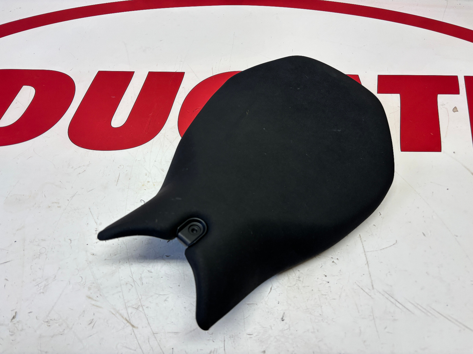 Ducati seat Panigale 899 959 1199 1299 59521911A