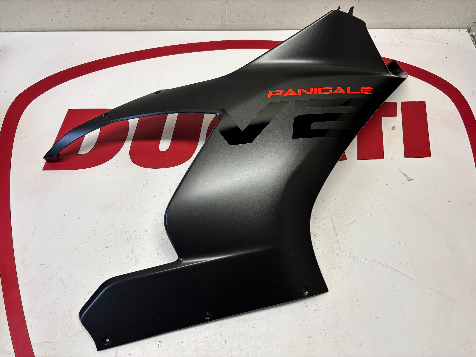 Ducati black right side fairing Panigale V2 4801A861AS