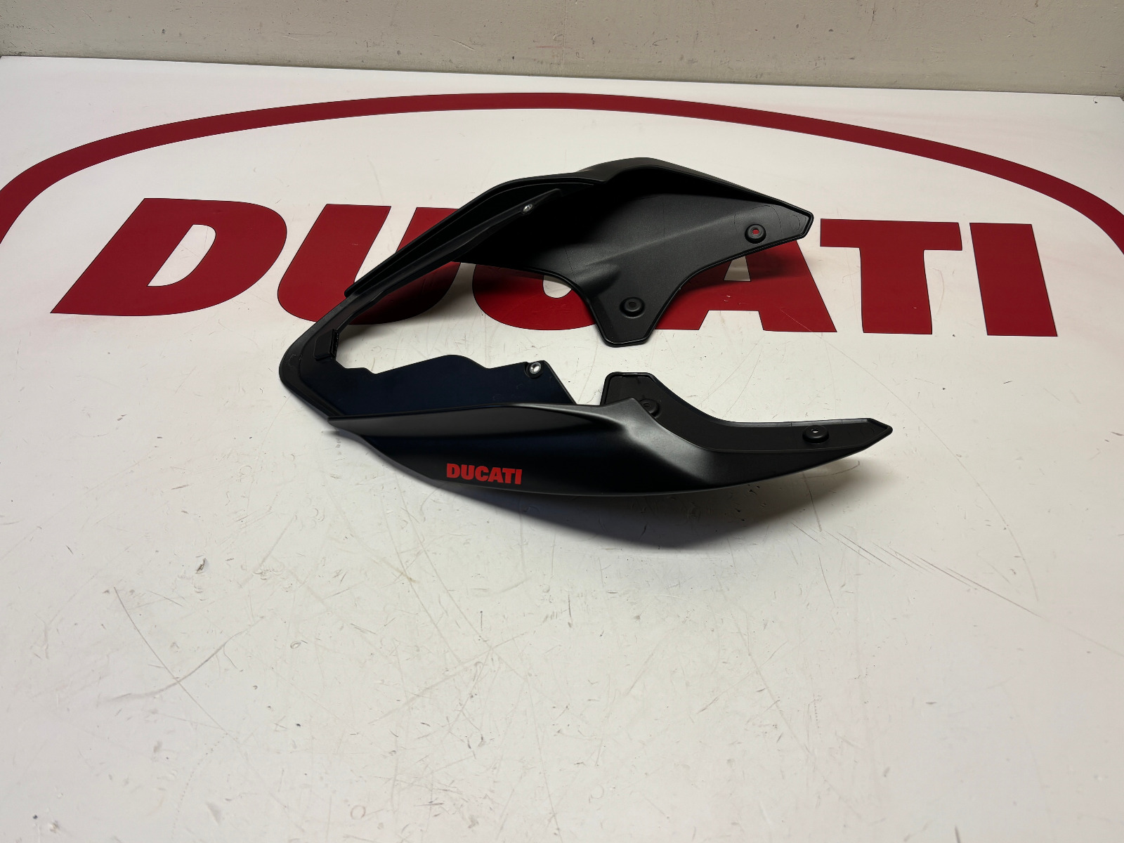 Ducati rear seat fairing Streetfighter Panigale V2 V4 482P2461AS