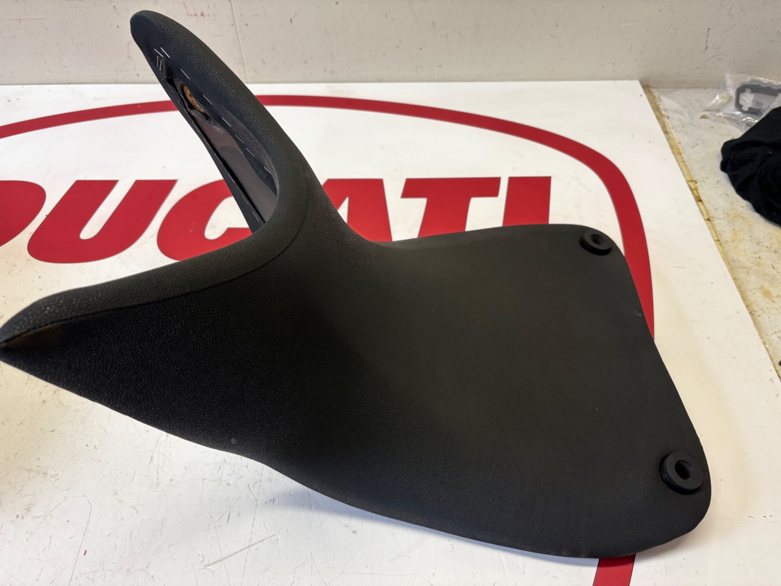 Ducati front rider seat saddle 59511052C Multistrada 1200 1200S 2010 2011 models
