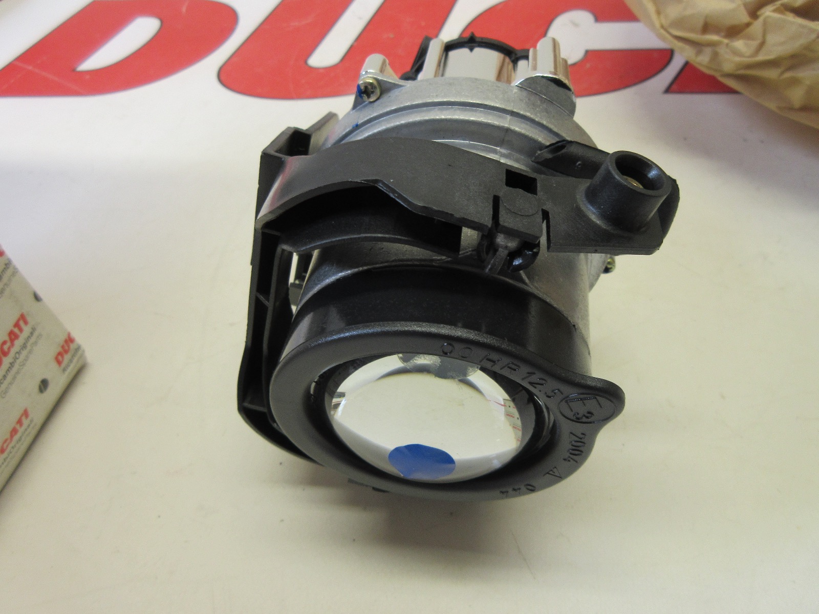Ducati 749 749S 749R 999 999S 999R high beam 52040231B headlight USA