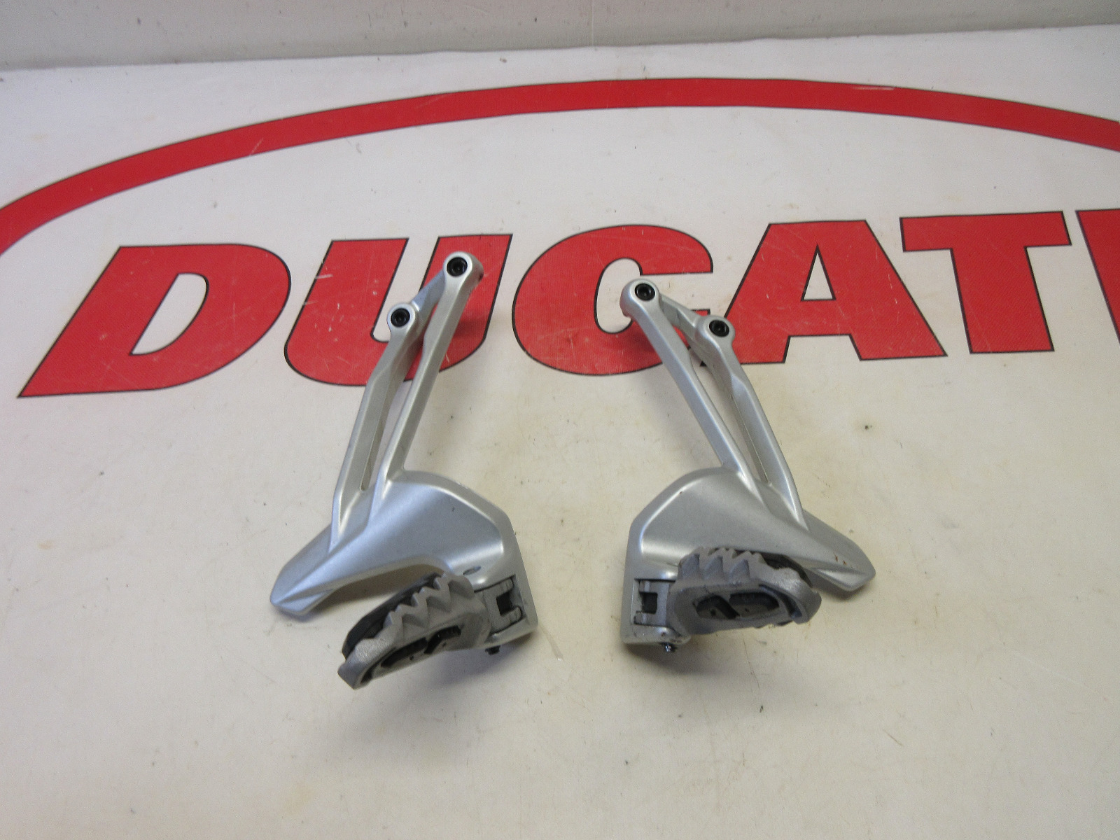 Ducati passenger footrests hangers Multistrada 1200 1260 82412621AA