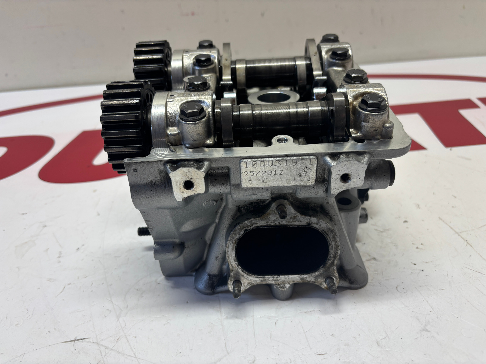 Ducati horizontal cylinder head / camshafts  Multistrada 1200 1200S 30123042B